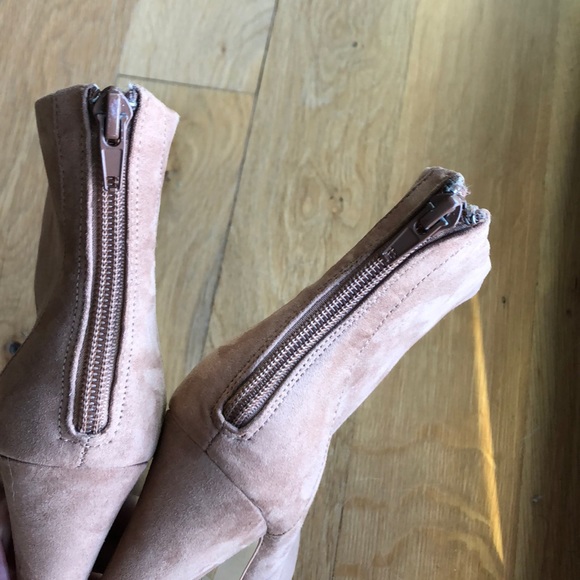 Cute ankle boots - Picture 4 of 8